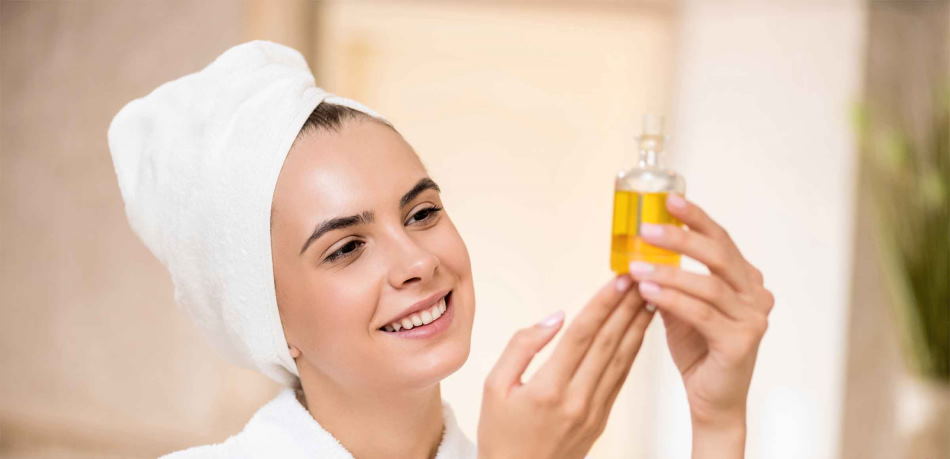 Which oil is best for skin?